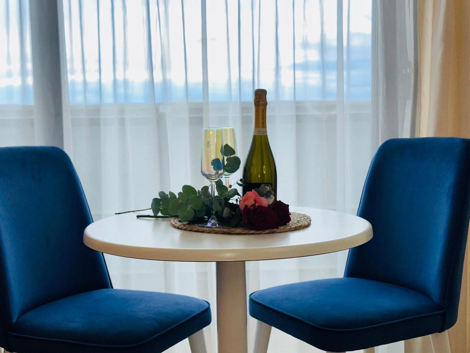 Batumi Orbi City Apart Hotel ภายนอก รูปภาพ