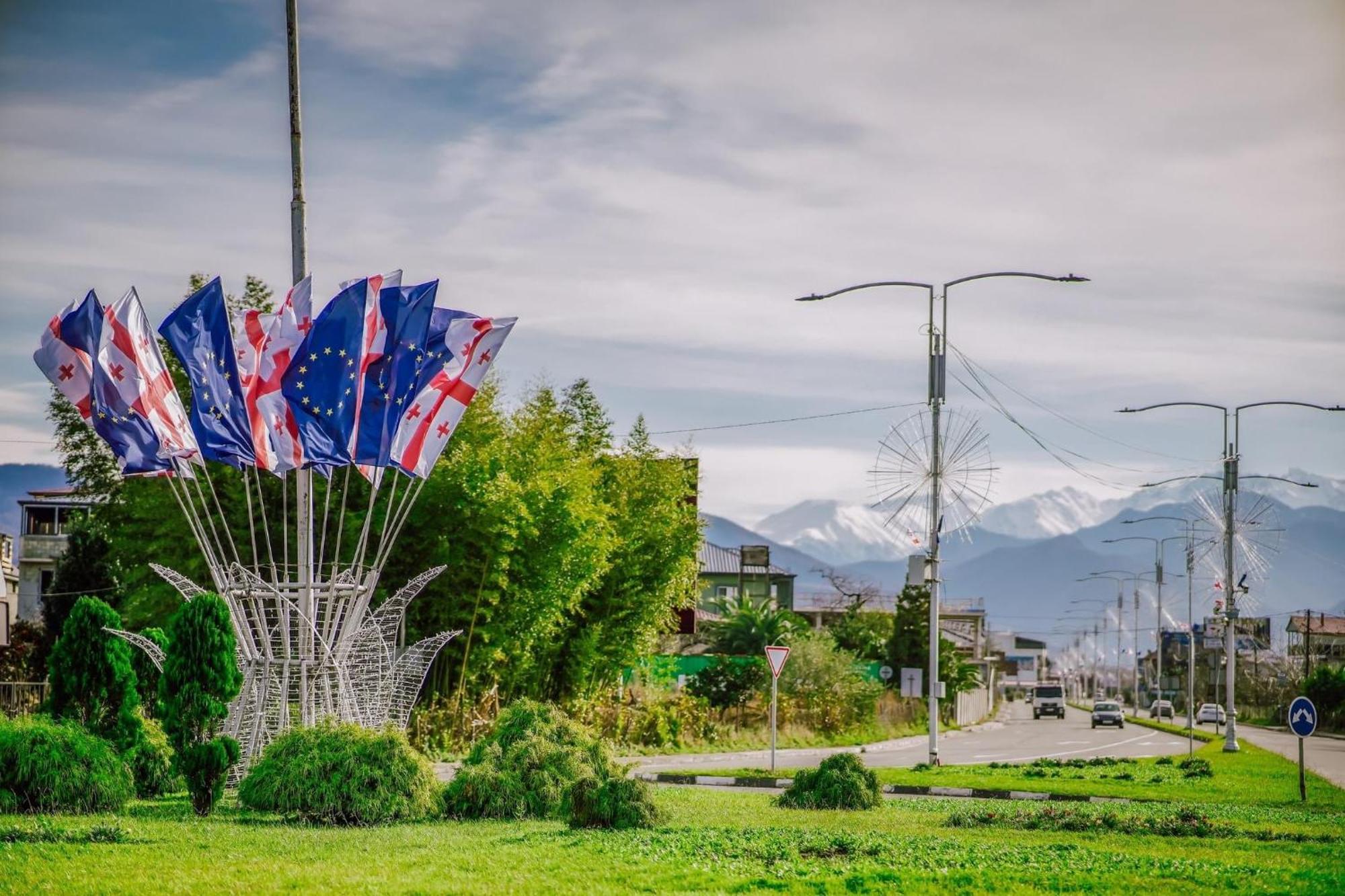 Batumi Orbi City Apart Hotel ภายนอก รูปภาพ