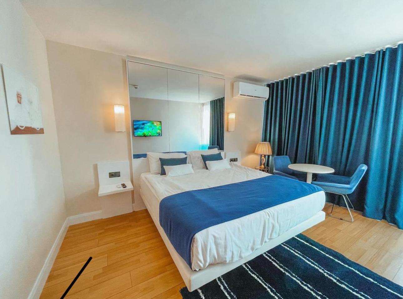 Batumi Orbi City Apart Hotel ภายนอก รูปภาพ